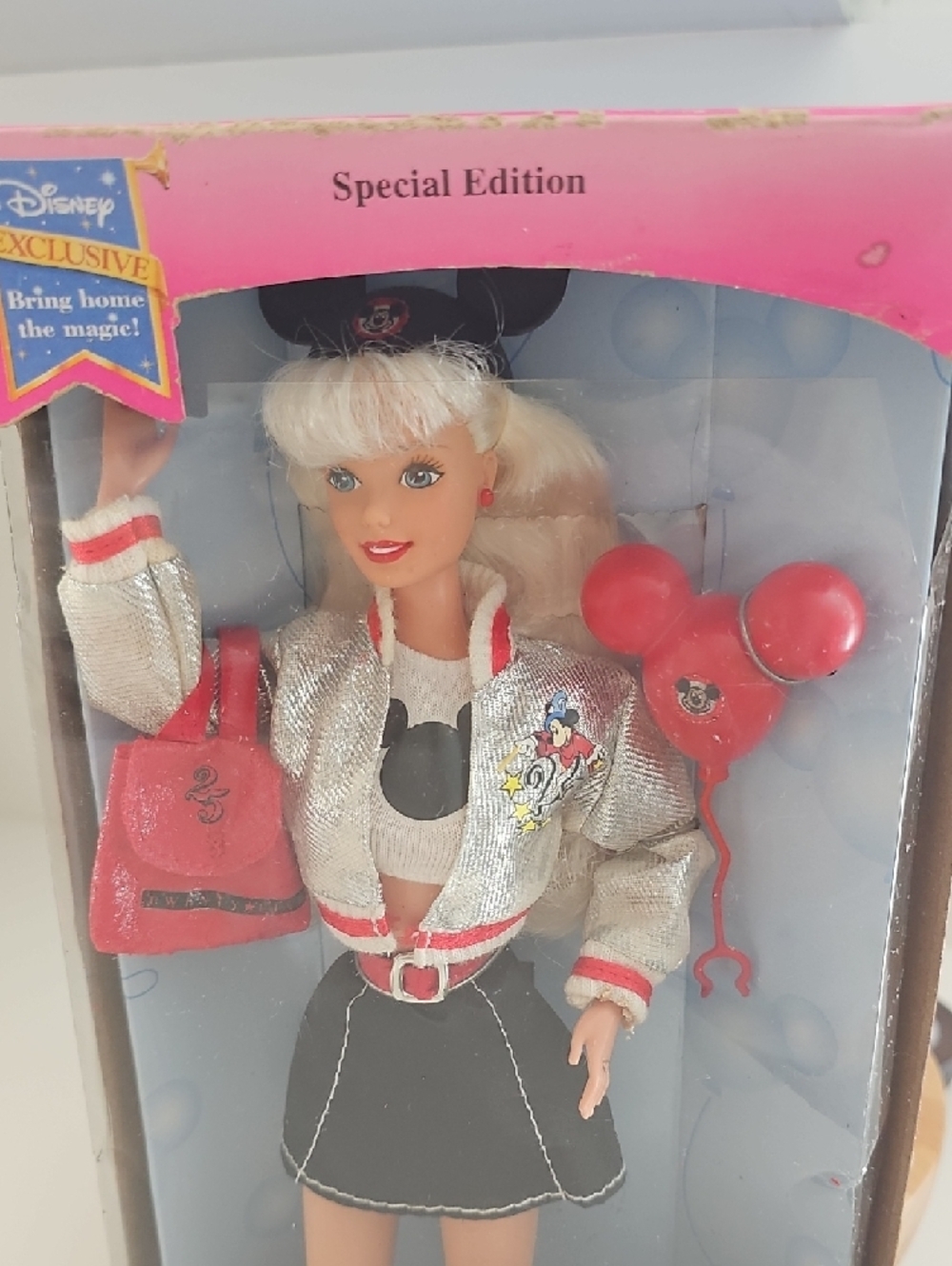 25th Anniversary Walt Disney Barbie** Never Out Of Box!!** - Picture 2 of 6
